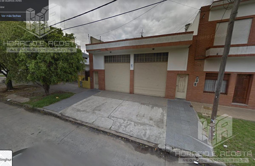 Casa En  Venta Apta 2 Familias 