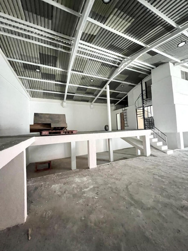 Bodega/nave En Venta En Colonia Constituyentes Del 57, Monterrey, Nuevo León
