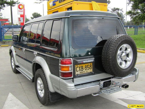 Mitsubishi Montero V6 3000