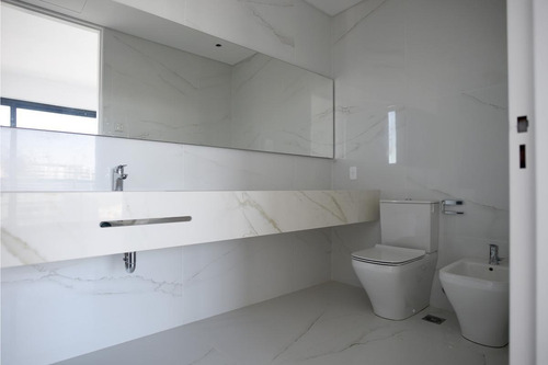 Imagen 16 de 30 de Venta 3 Ambientes, Link Towers, Puerto Madero