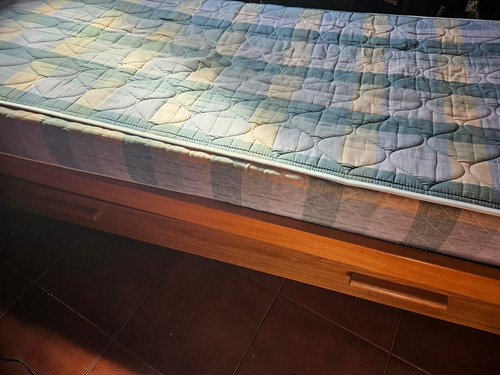 Cama Marrón (Usado)