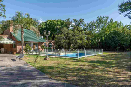 Imagen 4 de 28 de Casa Quinta En Venta Cumehue