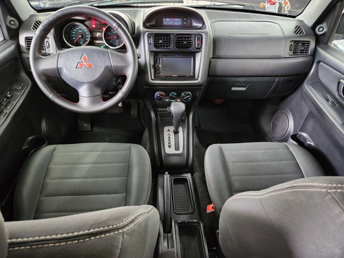 Mitsubishi Pajero TR4 2.0 4X2 16V 140CV FLEX 4P AUTOMÁTICO