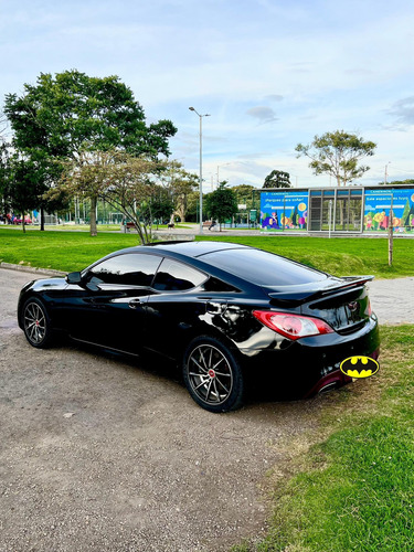 Hyundai Genesis 2.0 Coupe