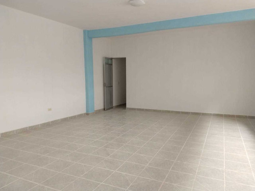 Imagen 5 de 5 de Bodega Nva.oportunidad !! 1,710 M2 45 Kvas Manuf Conin.