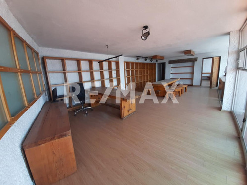Edificio En Venta En Niños Héroes Querétaro