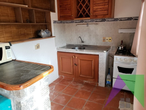 Venta Casa En Punta Del Este, Jardines De Cordoba - Ref: 30372