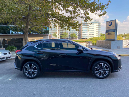 Lexus Ux 230 H