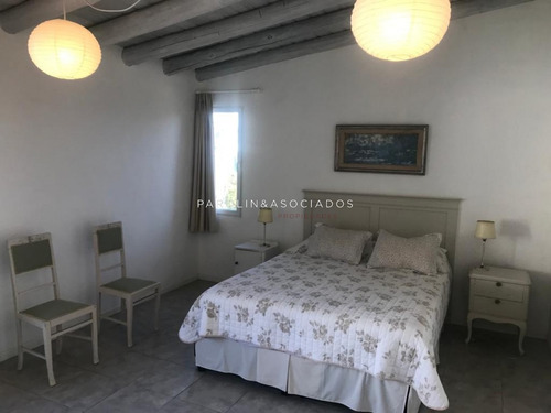 Imagen 17 de 28 de Venta De Casa De 3 Dormitorios En La Barra Punta Del Este