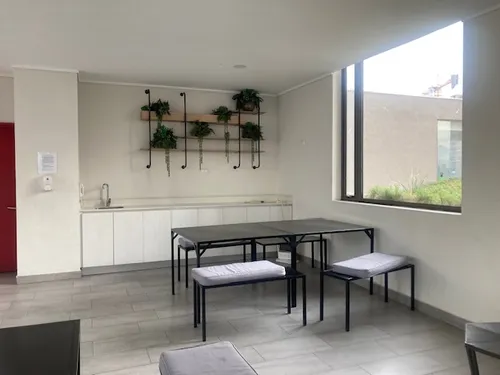 Departamento En Av. Vicuña Mackenna Con Irarrazabal