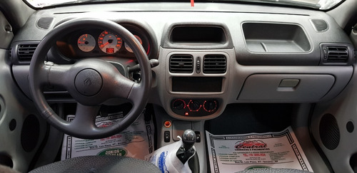 Renault Clio 1.0 Authentique Prata 2008 Flex