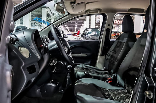 Imagem 4 de 15 de Fiat Uno 1.0 Evo Vivace 8v 2012