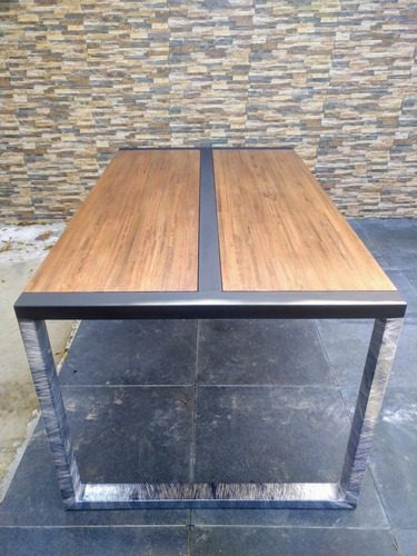 Imagen 4 de 8 de Mesa Comedor Hierro Y Madera. Jd (arte Y Diseño)