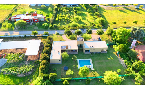 Venta Casa Estación Del Carmen Barrio Cerrado, La Casa