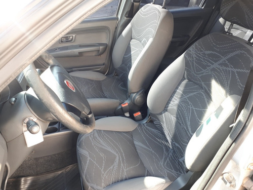 Imagen 9 de 15 de Fiat Palio 2014 1.4 Fire Confort Pack Seg.