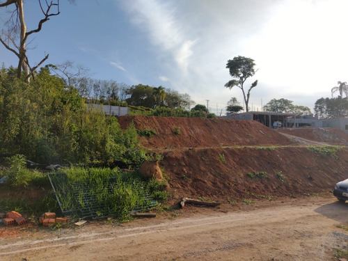 Imagem 3 de 11 de Terreno Com Segurança, Alto Padrão A Coisa Mais Linda