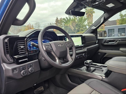 Chevrolet Silverado ZR2 6.2L 4WD