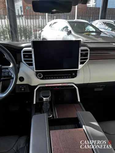 Toyota Sequoia 3.5 V6 Capstone