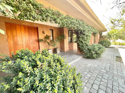 Los Nogales, Impecable Casa, Norte, Amplios Espacios, 7d 6b