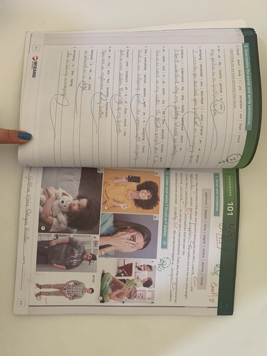 Livro Da Wizard W4 Versão Atualizada (Usado)