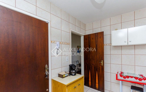 Imagem 14 de 30 de Apto Nonoai | 2 Quartos | 81 M² | Cond: R$320.00 | 1 Vaga - 7qeqpu