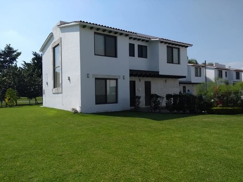 Imagen 2 de 14 de Preciosa Casa En Renta En Paraiso Country Club