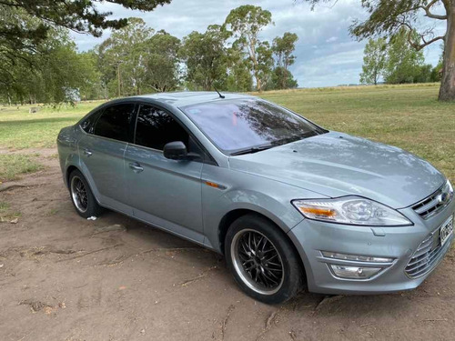 Ford Mondeo 2010 2.0 Ghia Tdci M6