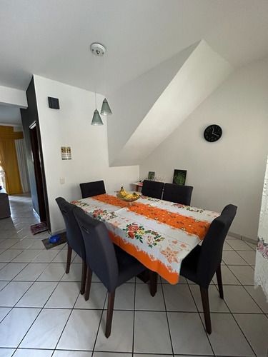 Casa Ampla Capão Redondo, 3 Quartos, 3 Banheiros E 3 Vagas Garagem