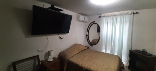 Imagen 15 de 30 de Venta 1era Av. Palos Grandes 107 M2. 100.000