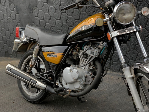 Imagem 4 de 14 de Suzuki Intruder 2011 125cc