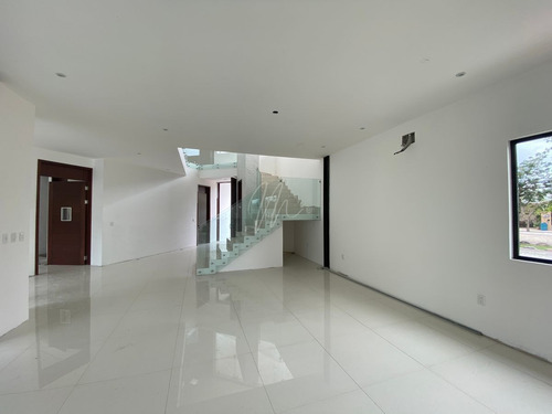Imagen 8 de 26 de * Casa En Venta En Lagos Del Sol Cancun
