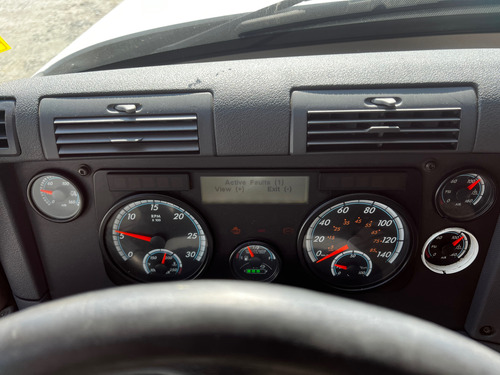 Cascadia 2016,pedimento Vu Dd15 Std 10 Cambios 586000 Millas