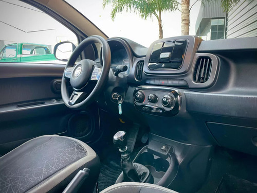 Fiat Mobi 1.0 Way Live On