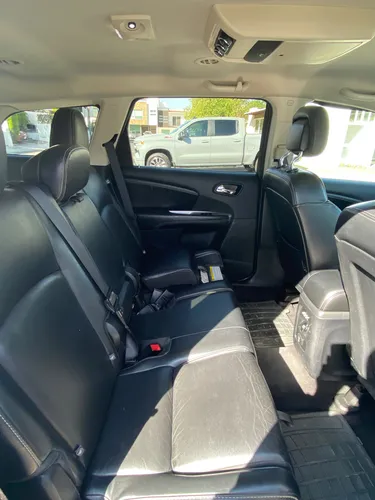Dodge Journey 2.4 Sxt 7 Pas. At
