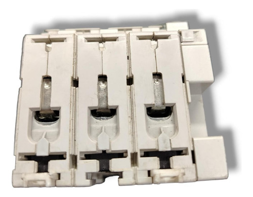 Legrand C3 6000 064 82 073 50 (Usado)
