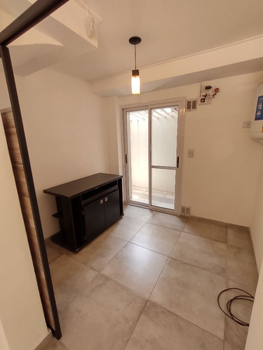 Imagen 5 de 12 de Calle 120 Entre 35 Y 36 - Ph 1 Dormitorio En La Plata