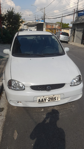 Chevrolet Corsa Sedan 1.0 Super Milenium 4p