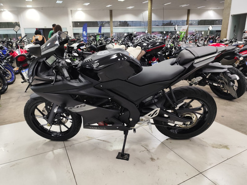 Yamaha Yzf R15 2024 / 1.147 Km