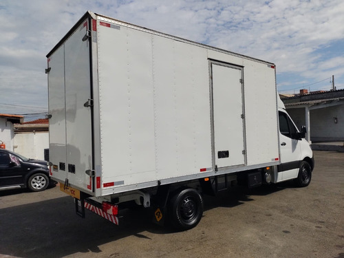 Imagem 2 de 10 de Mercedes-benz 314 Cdi Street Estado De Zero Com 30.000km
