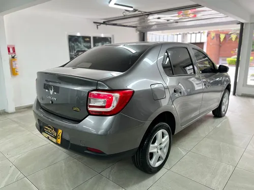Renault Logan At 2023