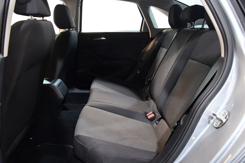 Imagen 15 de 15 de Volkswagen Jetta 2019 1.4 Trendline Mt