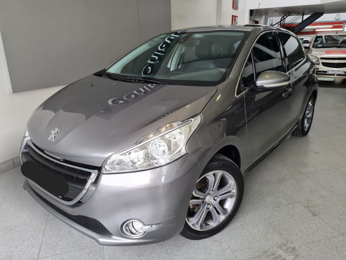 Imagen 3 de 16 de Peugeot 208 2015 1.6 Feline Pack Cuir