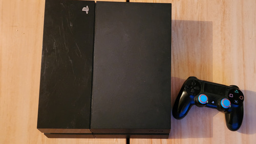 Ps4 Fat 500gb + 1 Control + 4 Juegos Fisicos