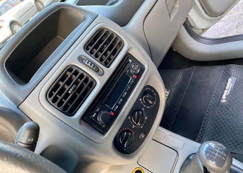 Imagen 9 de 15 de Renault Clio 1.2 Pack