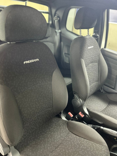 Fiat Strada 1.4 MPI FREEDOM CD 8V