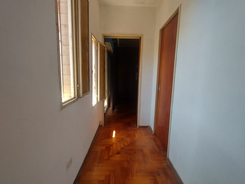 Imagen 14 de 28 de Venta Casa 6 Ambientes Con Cochera Patio Y Terraza