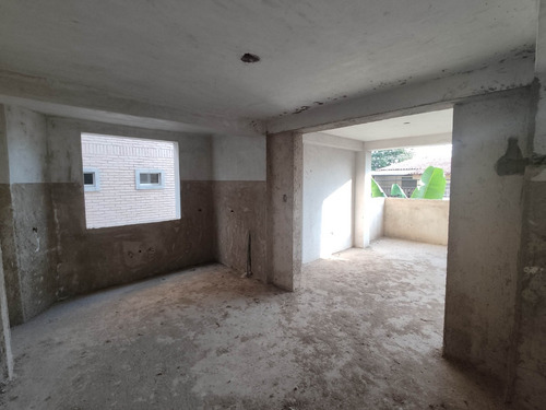 3 Twonhouses En Venta En Obra Gris En Las Mayas El Limón 25-14388 Mfc
