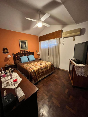 Casa En Cerro De Las Rosas - Tres Dormitorios En Planta Baja