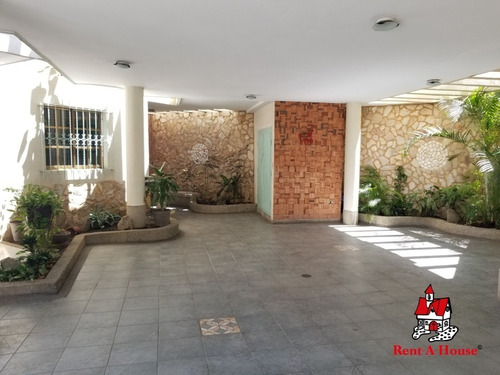 Imagen 26 de 28 de Esplendida Casa Quinta Urb. Privado Valle Lindo Turmero (cantv Y Aba) 23-11412 Ejc