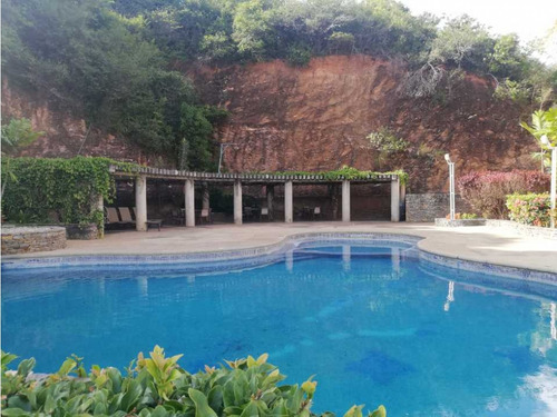 Venta Pent House Santa Fe Norte (5h+2serv/6b+s/6p)